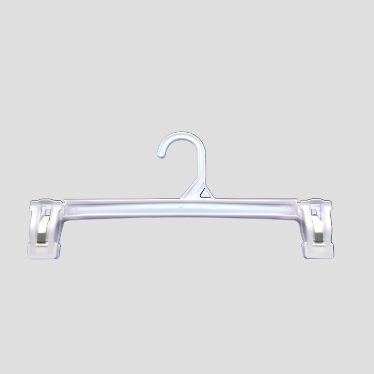 6312 Plastic pant/skirt hanger with adjustable clips