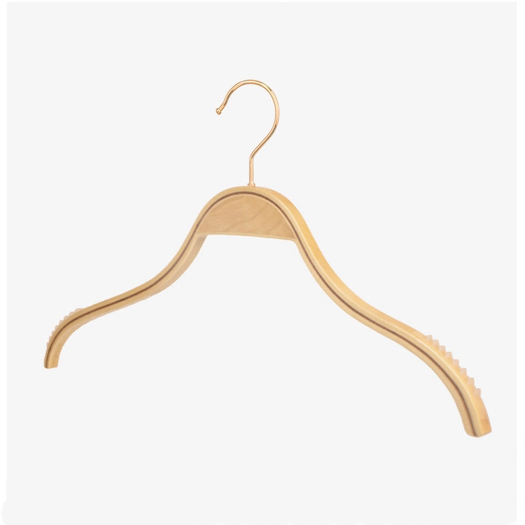 Laminated wooden top hanger with antislip shoulder