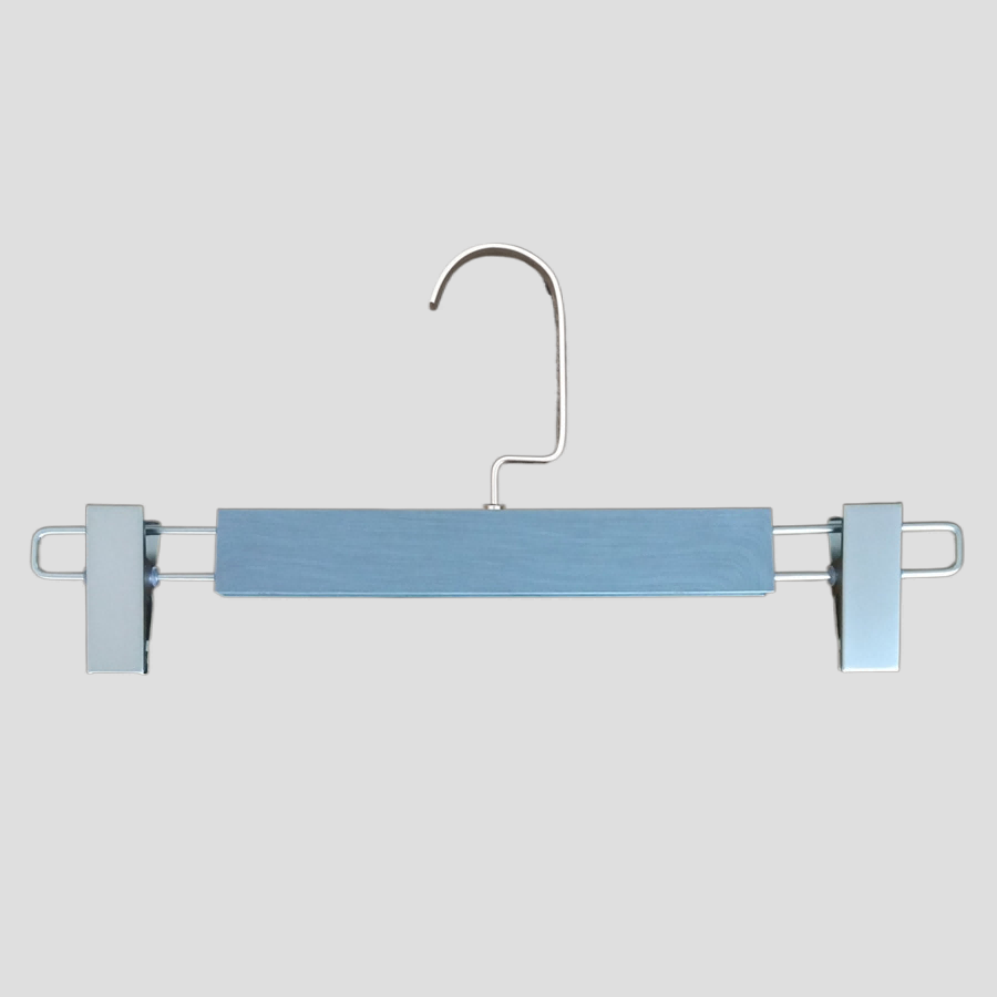 605 Plastic pant/skirt hanger with adjustable clips