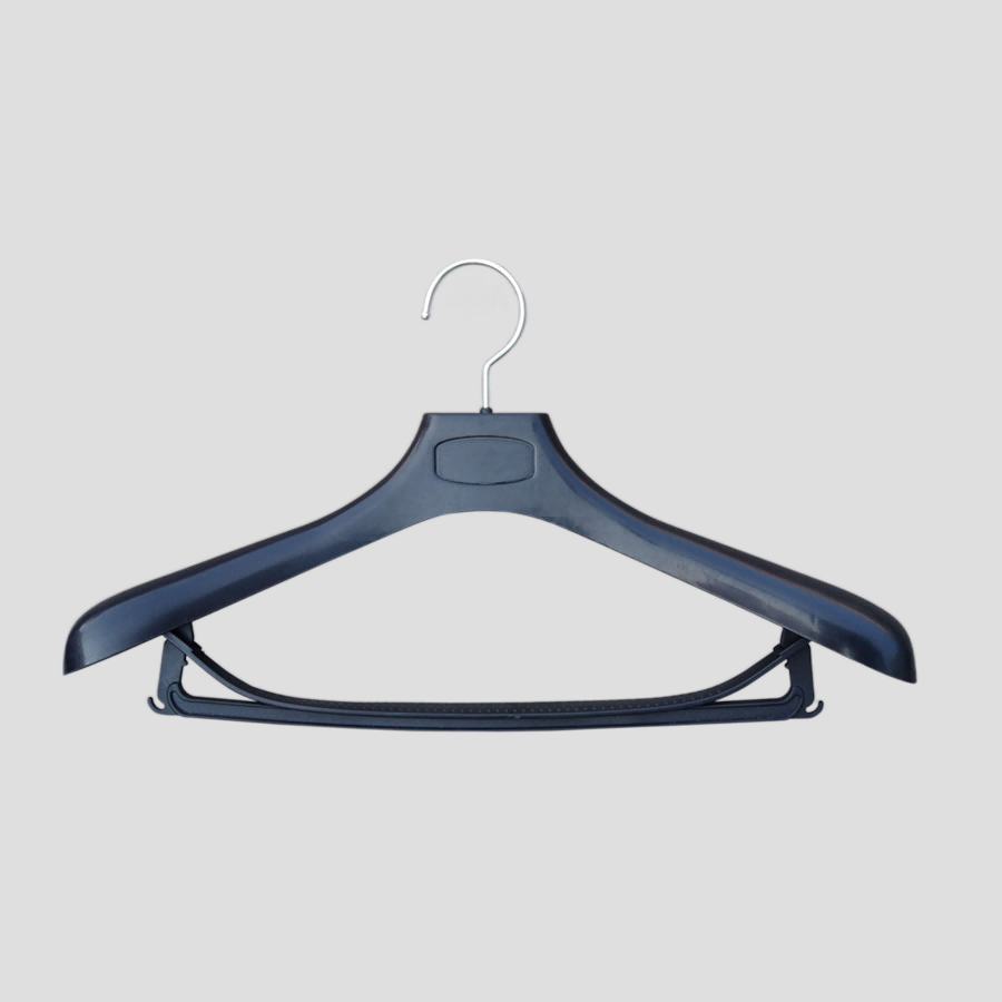 08 Series plastic top suit hanger with anti slip shoulder and bar