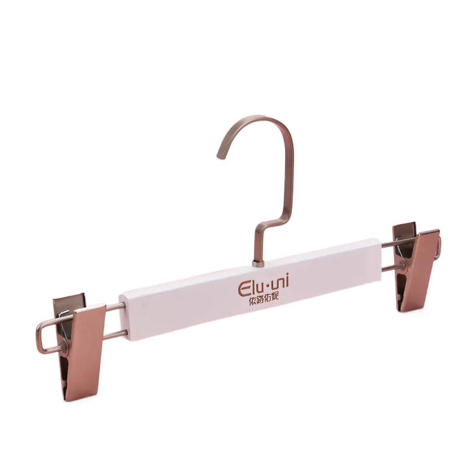 WCH011  Wooden bottom hanger with clips