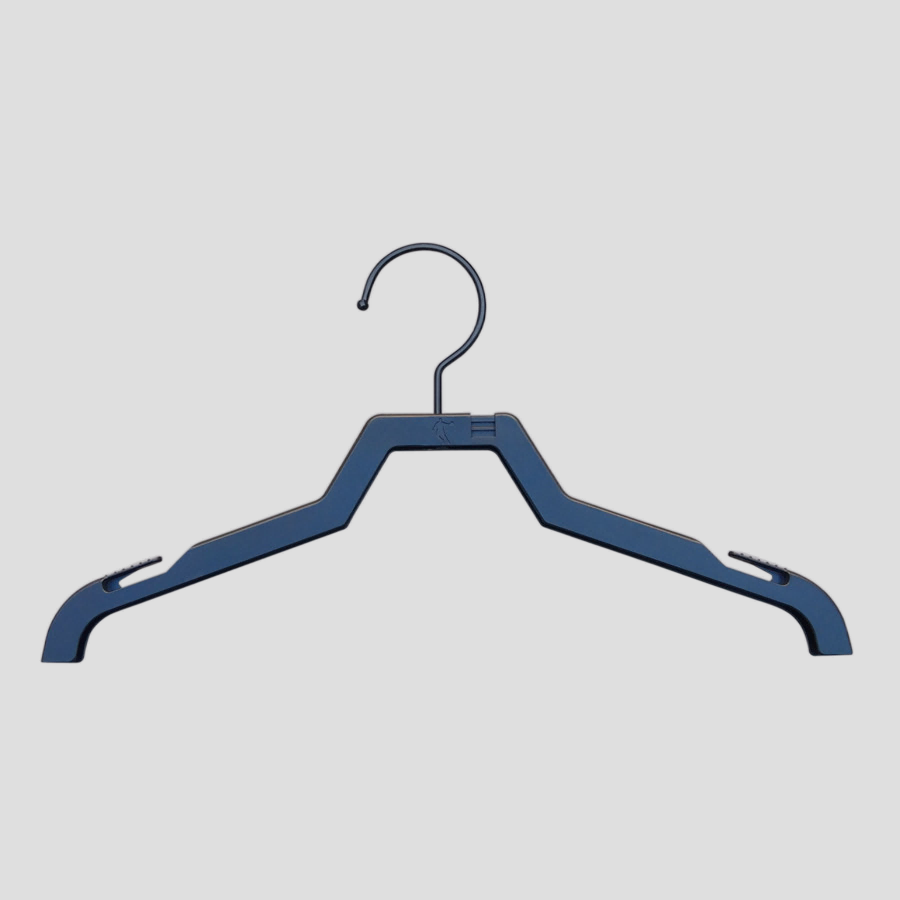 830-45cm  Black plastic top Tshirt hanger with notches