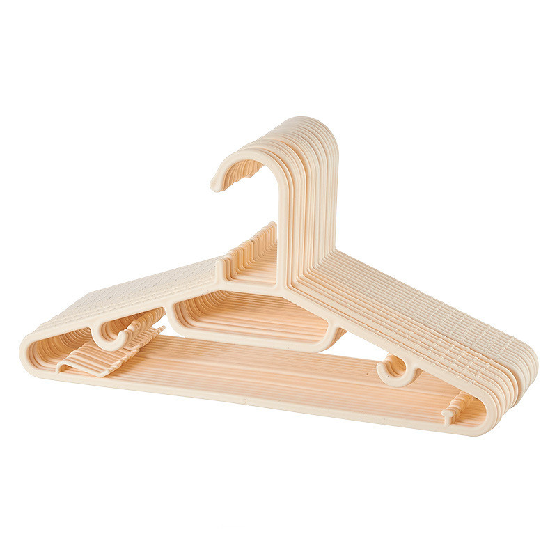 142 plastic hanger with hooks