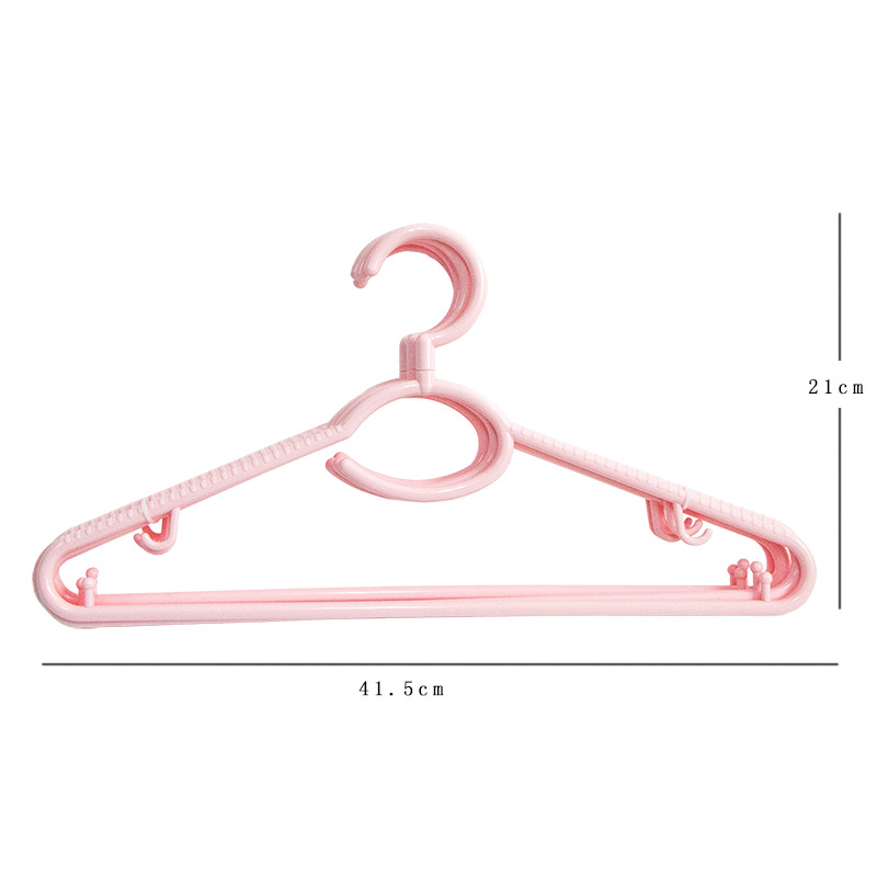 149  plastic clothes hanger